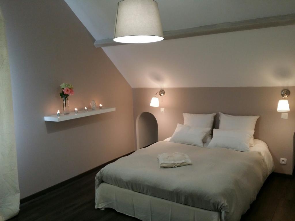 Chambres D'Hotes Des Demoiselles Ville-Saint-Jacques Стая снимка
