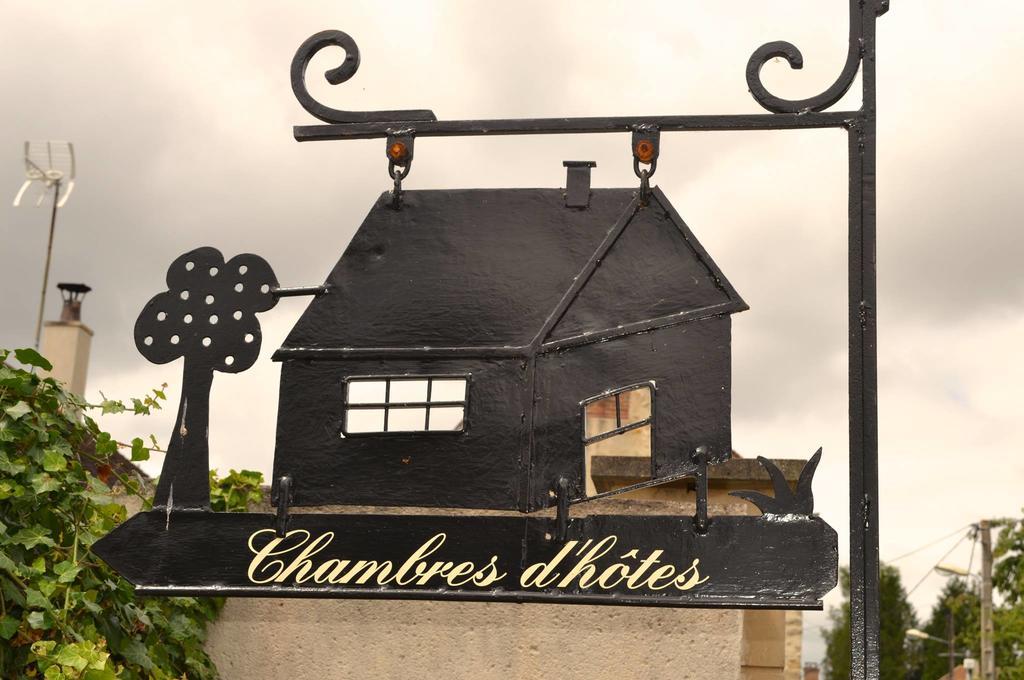 Chambres D'Hotes Des Demoiselles Ville-Saint-Jacques Екстериор снимка
